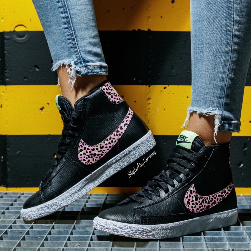 NIKE Blazer Mid Shoes Sneakers Black Pink New - Picture 8 of 8
